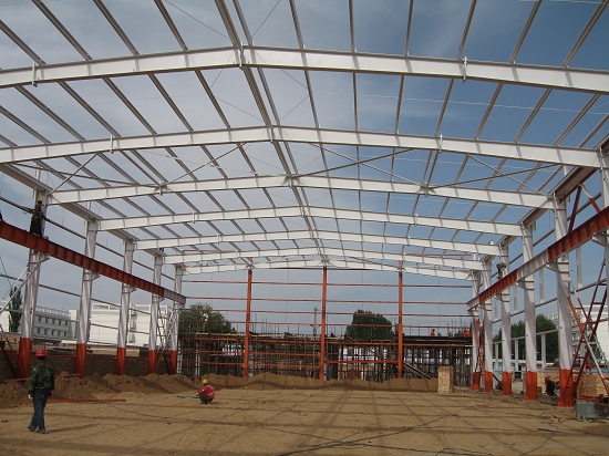 濟(jì)南彩鋼瓦要如何選購(gòu)才不會(huì)吃虧？